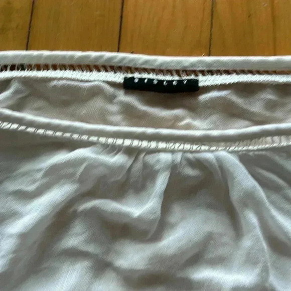 Sisley blouse - Picture 2 of 4